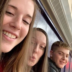 Meet your Posher, Madyson